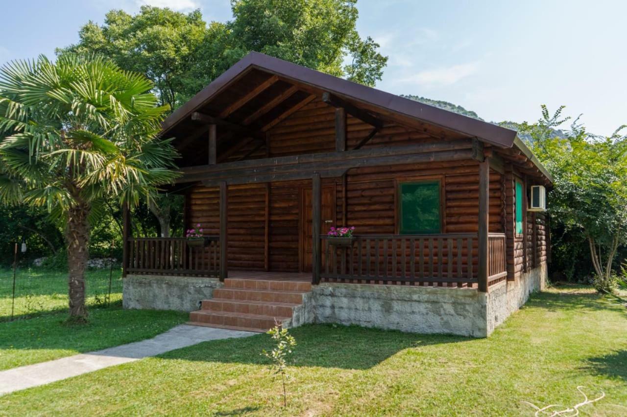 Wooden Village Resort Ponari Dış mekan fotoğraf